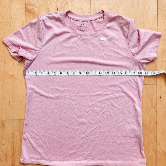 Nike - The Nike Dry Fit T-Shirt size M Pink Rose Color Athletic Ware Sport Berry - Picture 5 of 7